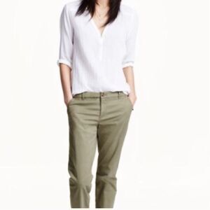 ✨ L.O.G.G. by H&M brand blush chino pants✨